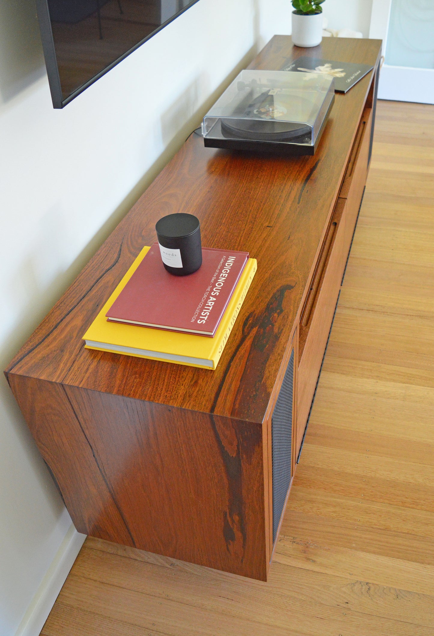 Hifi Unit