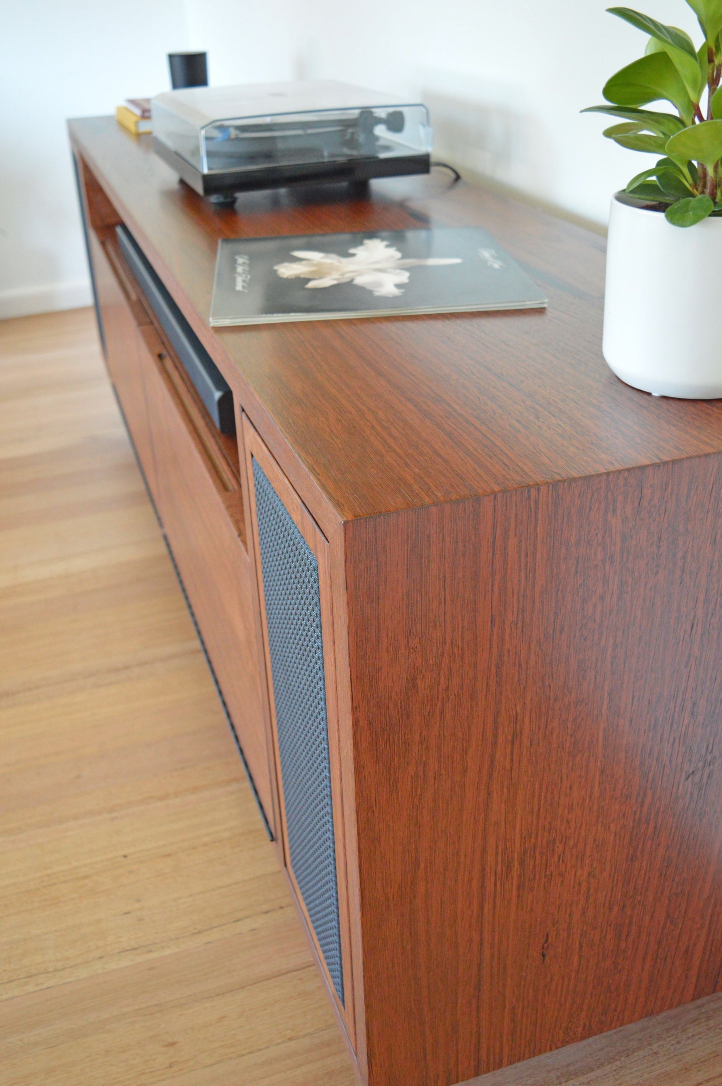 Hifi Unit